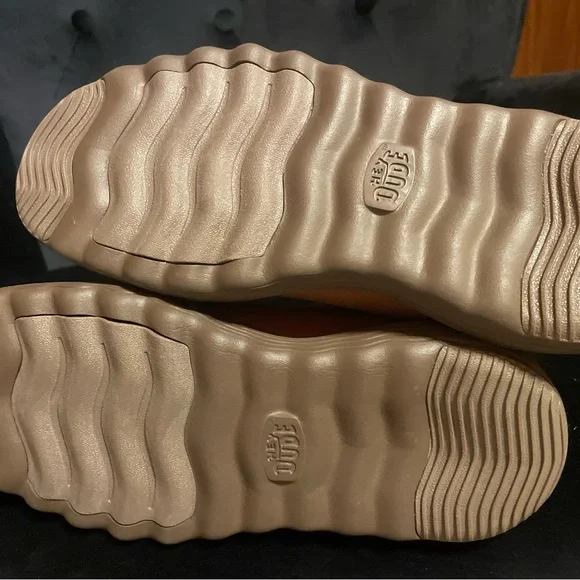 Hey Dude Leather boots booties - Picture 3 of 4